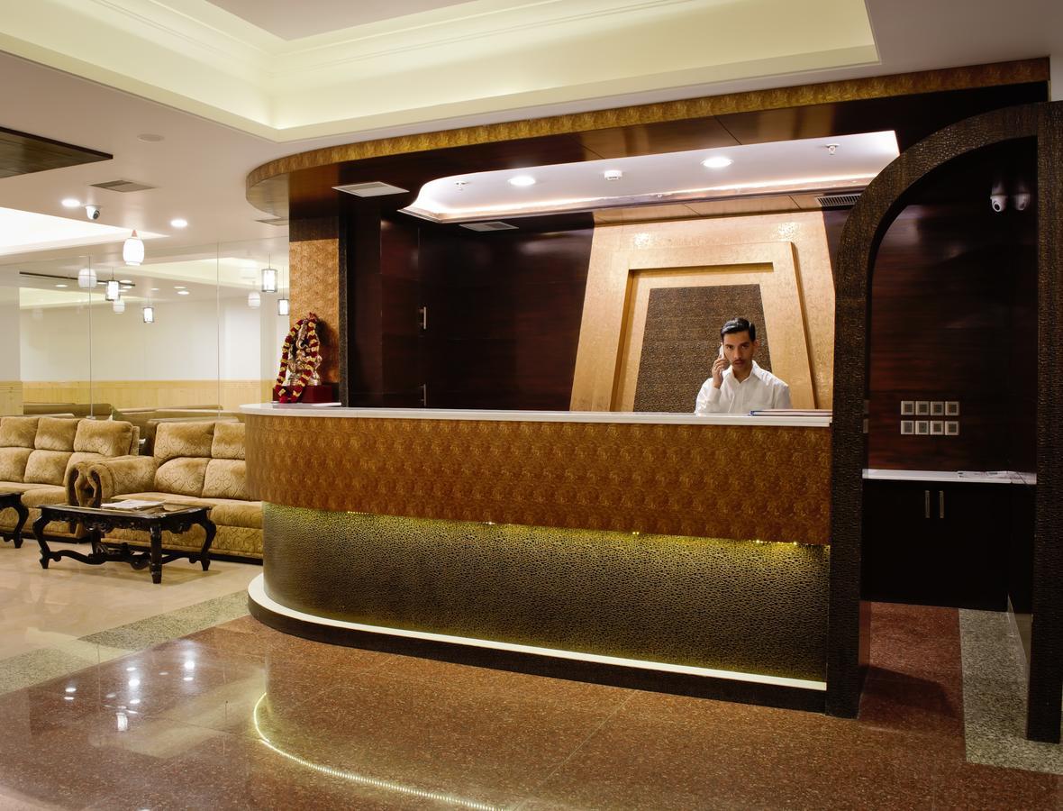 Hotel Dhroov By Mystical Views Шимла Екстериор снимка